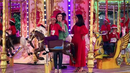 Ambani Family's BIGGEST Christmas GIFT To 5000 Poor Children Is Heart Melting-Nita,Isha Ambani