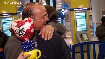 أب سوري ينجح باستقدام ابنته المراهقة إلى الولايات المتحدة رغم حظر ترامب المتعلق بالسفر