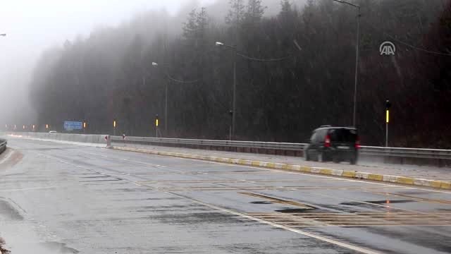 Bolu Dağı'nda kar yağışı başladı - BOLU