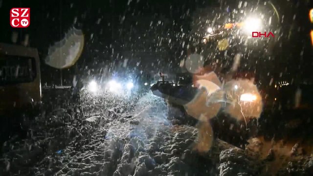 Karın etkisi altındaki Göksun'da 24 saati aşkın süredir elektrikler kesik