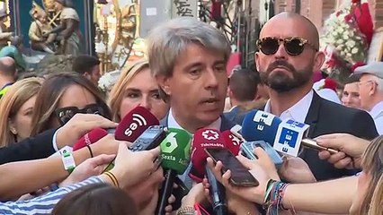 Carmena no ve ningún problema en que las calles de Madrid se llenen de manteros