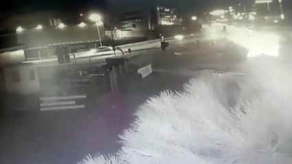 Esenyurt'taki trafik kazası güvenlik kamerasında