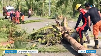 Philippines : un typhon meurtrier isole les habitants