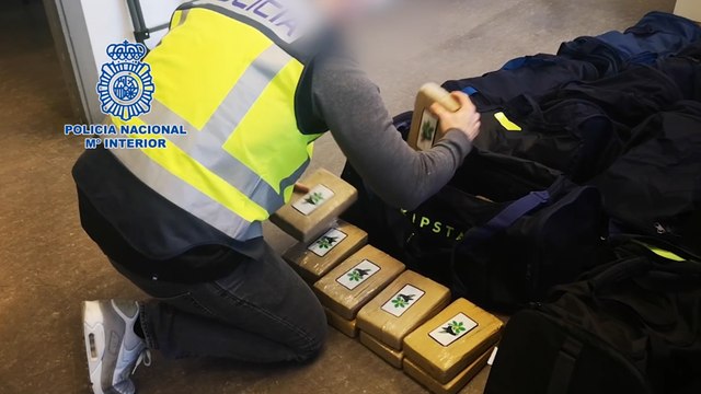 La Policía aborta un pase de 700 kilos de cocaína con tres detenidos