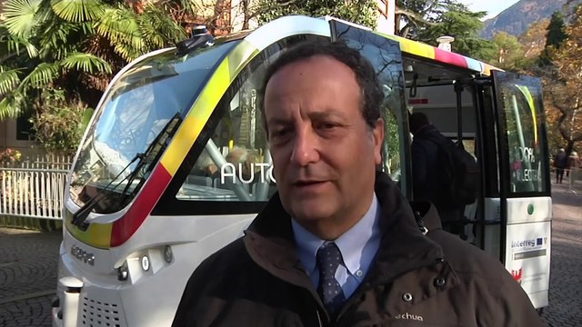 En una ciudad italiana se ensayan autobuses eléctricos sin conductor