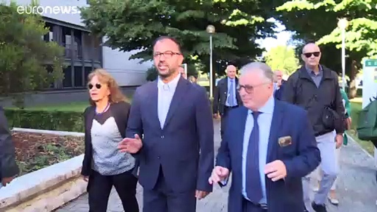 Italien: bildungsminister fioramonti reicht rücktritt ein