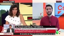 La periodista de La Sexta intenta sacar el titular del día con los manteros, y le sale el tiro por la culata