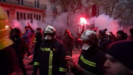 Франция: 4-я неделя забастовочного движения