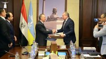 محافظ الإسكندرية يوقع اتفاقية لتطوير 7 مناطق عشوائية بـ811 مليون جنيه