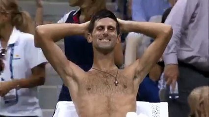 Novak Djokovic comparó un cancha de Nueva York con un sauna y las redes arden