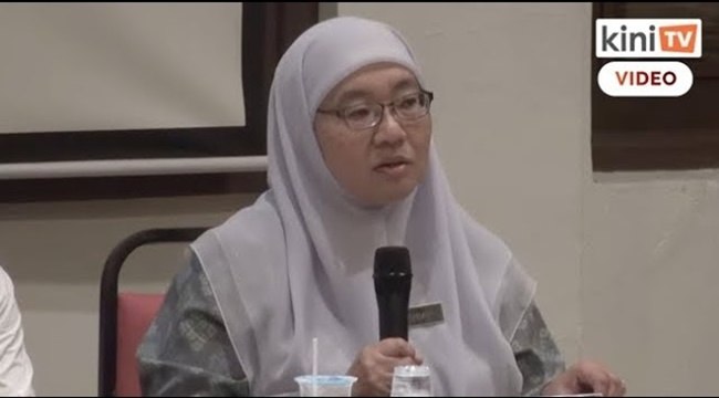 Tulisan Jawi diperkenal untuk promosi kecantikan artistik berbanding versi Roman