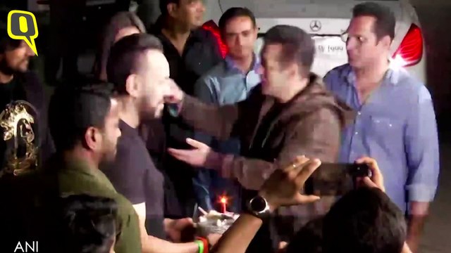 Tabu, Vidya Balan & Other Celebs Attend Salman Khan’s Birthday Bash