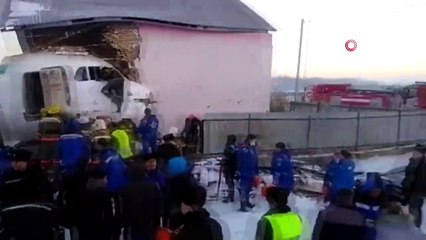 - Kazakistan’da uçak düştü:  14 ölü