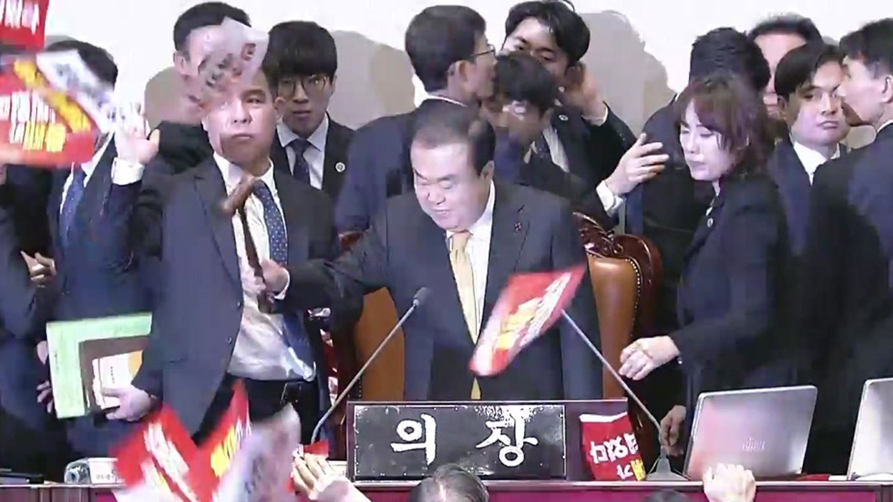 [국회 현장영상] 선거법 개정안 가결...지난 4월 이후 8개월 만에 처리 / YTN