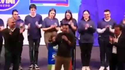 Salvini - A Checco Zalone fatelo Senatore a vita (24.12.19)