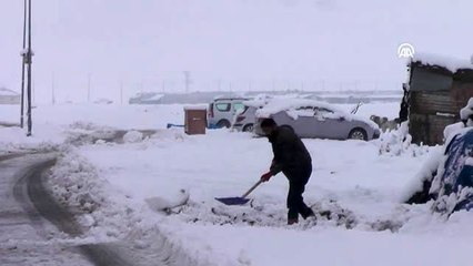 Tunceli'de eğitime kar engeli