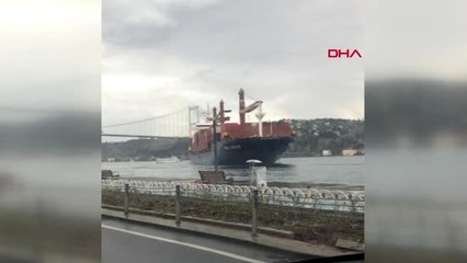 Boğaz'da geminin karaya oturma anı kamerada