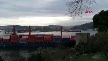 Boğaz'da geminin karaya oturma anı kamerada