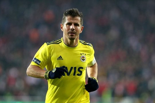 Ersun Yanal, Emre Belözoğlu'na Rizespor maçında 11'de yer vermeyecek