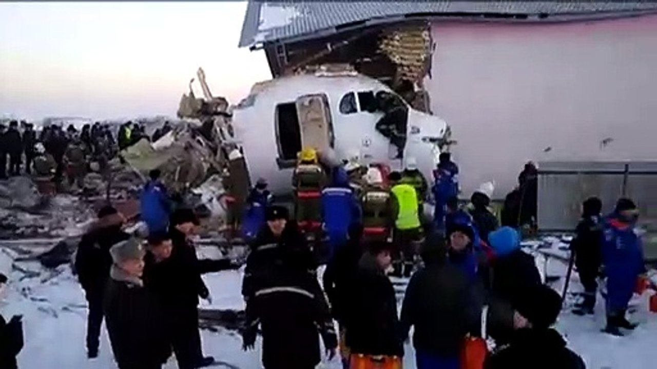 Felszállás után visszazuhant a kazah gép