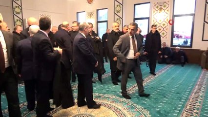 Demir Çelik Camii ibadete açıldı