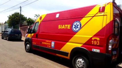 Menino de 5 anos tem ferimento na cabeça ao cair de balanço