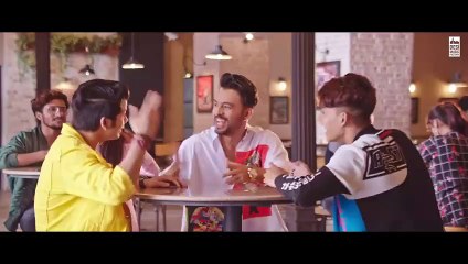 Yaari_hai_-_Tony_Kakkar_ft._Riyaz_Aly_and_Siddhart(480P)