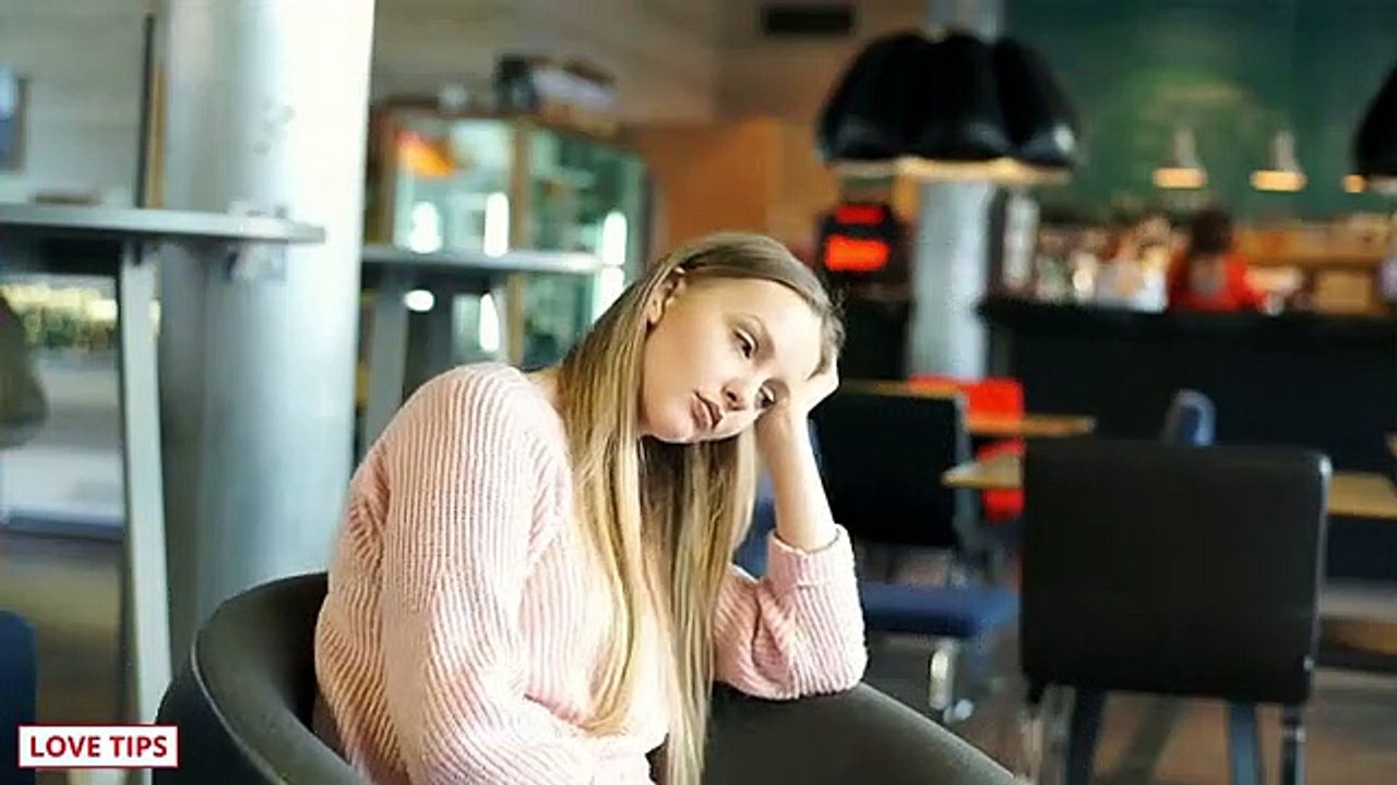 1 तरीका पार्टनर के अंदर खोने के डर को 100 गुना बढ़ा देगा   Psychological Love Tips in Hindi