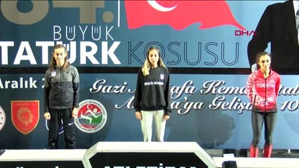 Spor 84'üncü atatürk koşusu'nda dereceye giren sporculara ödülleri verildi