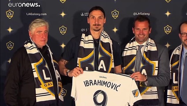 Zlatan Ibrahimovic está de regresso ao AC Milan