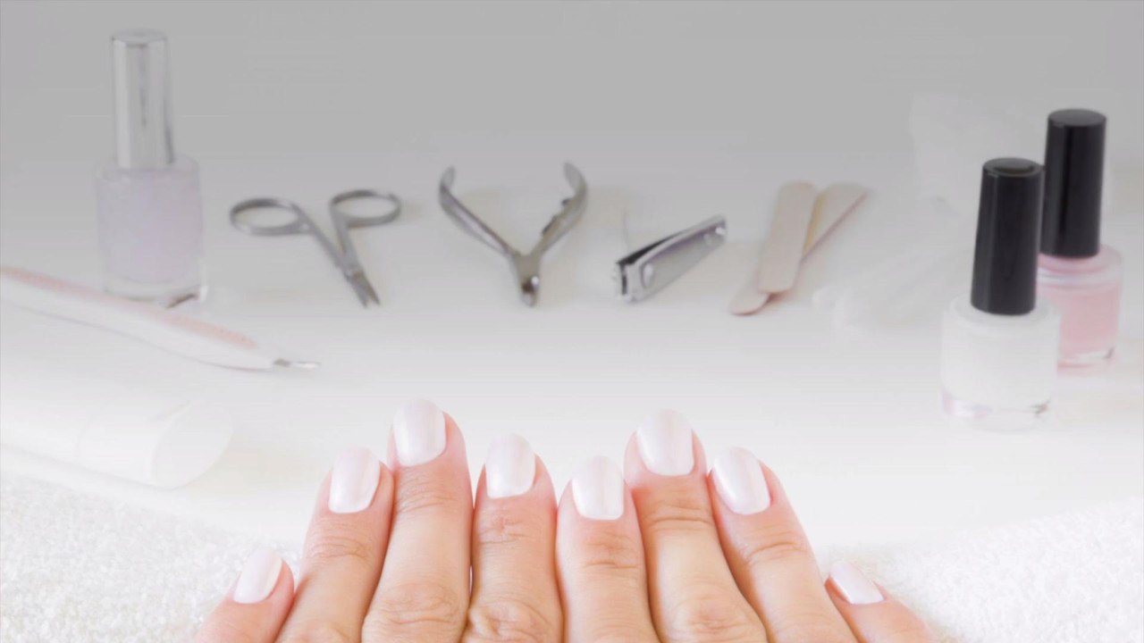 Milky Nails Is the New Manicure Trend Everyone Should Try in 2020