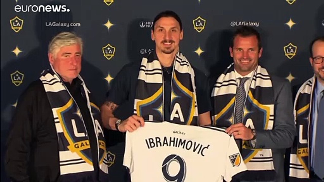 Zlatan Ibrahimovic unterschreibt beim AC Mailand