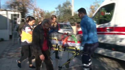 Çatıyı tamir ederken kendini salonun ortasında buldu