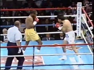 Combate clásico entre Moorer vs Melo