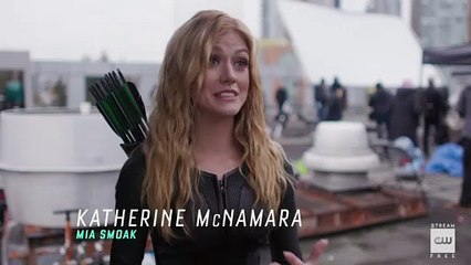 Crisis on Infinite Earths Crossover - Katherine McNamara Suits Up as Mia Smoak