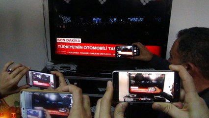 Şanlıurfa'da vatandaşlar yerli otomobile hayran kaldı