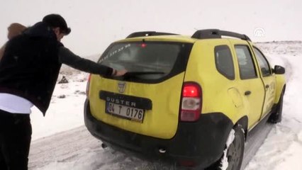 Kar yağışı ulaşımı etkiledi - AĞRI
