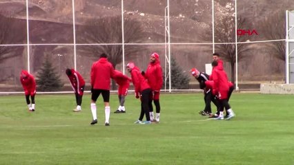 Spor lider demir grup sivasspor, göztepe maçına hazır