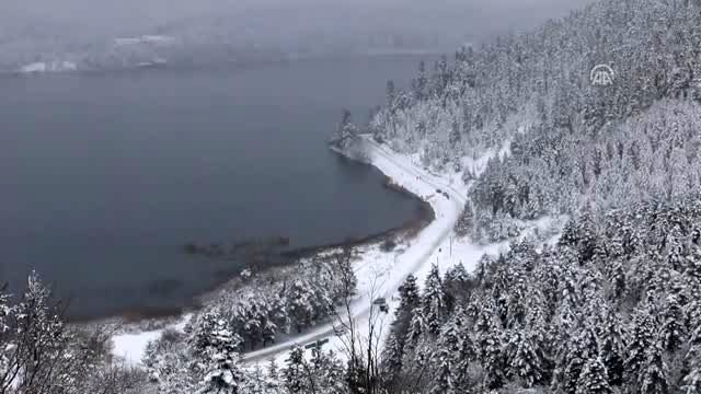 Abant ve Gölcük'te kar güzelliği