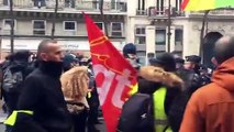 Gilets Jaunes et retraites: La tension monte d'un cran à Paris le 28 décembre