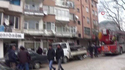 İnegöl'de ilginç kedi kurtarma operasyonu