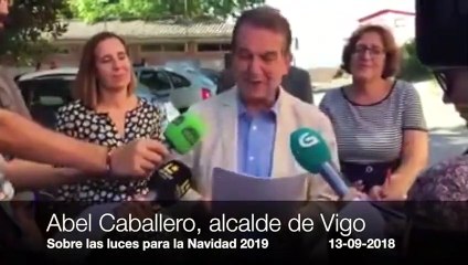 ¿Qué le pasaba al alcalde de Vigo en esta extraña comparecencia ante los periodistas?