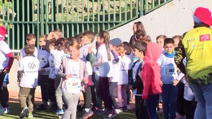 Más de 1.000 niños participan en la San Silvestriña