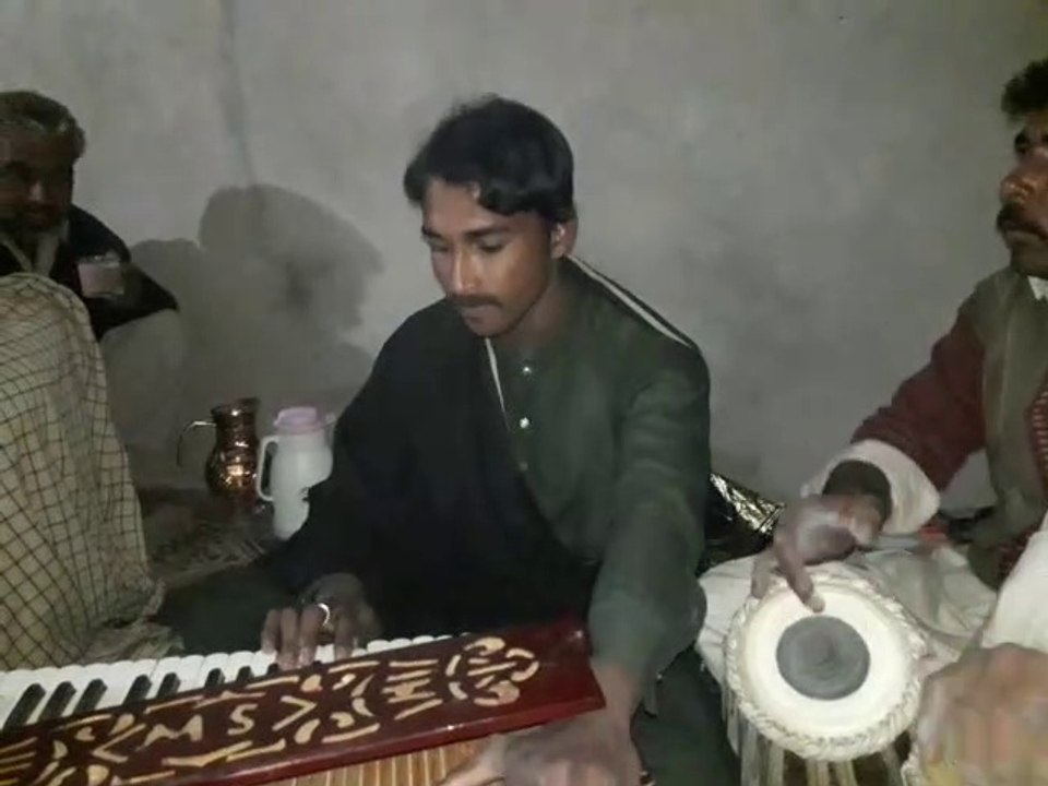 bekhud kiye dety hain andaz hijabana || Singer Atif Ali Hassan wala