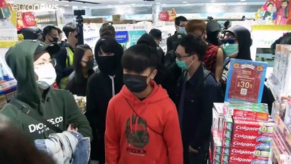 Újabb összecsapások a plázában