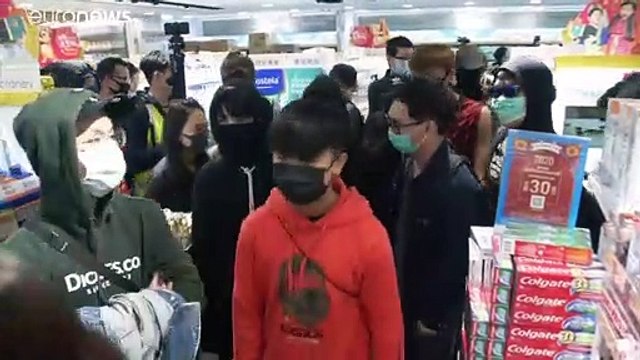 Перекупщики, вон из Гонконга!