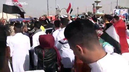 متظاهرون عراقيون يوقفون الإنتاج النفطي في حقل الناصرية