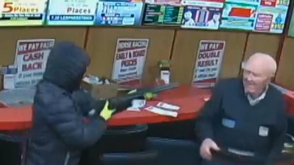 Este machote de 84 años lucha a brazo partido contra los tres atracadores y los pone en fuga