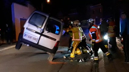 Leuze voiture sur le flanc 2  28.12.2019