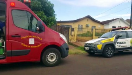 Carro passa por cima do pé de homem e quase amputa o dedo no Guarujá